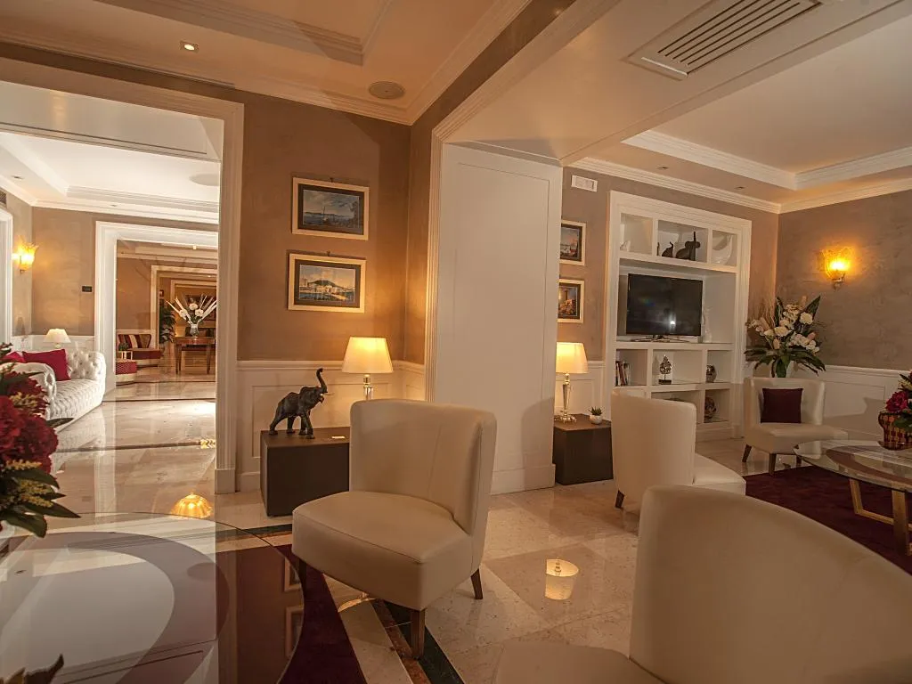 SUITE STANDARD Room, Hotel San Pietro, Naples