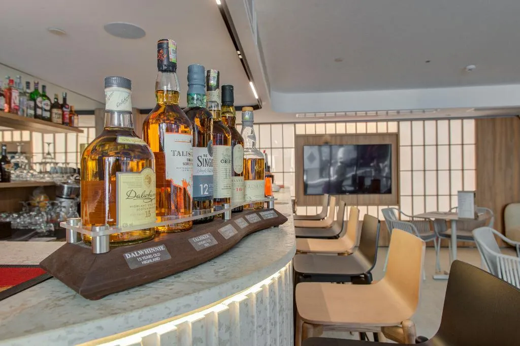 Bar, Noru Hotel, Malta