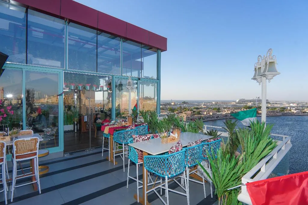 Terrace, Concorde Creek View Hotel, Dubai