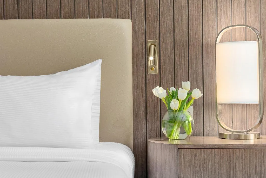 SUITE DELUXE KING BED Room, Hilton Pyramids Golf, Cairo