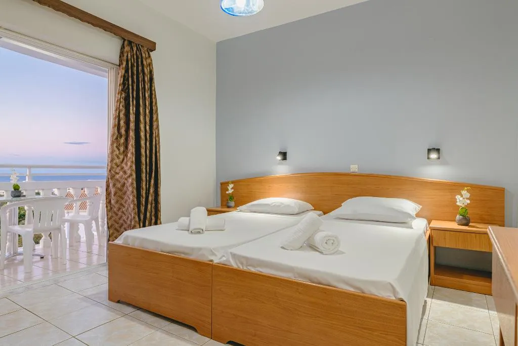 TRIPLE STANDARD Room, Christina Apartments, Zante