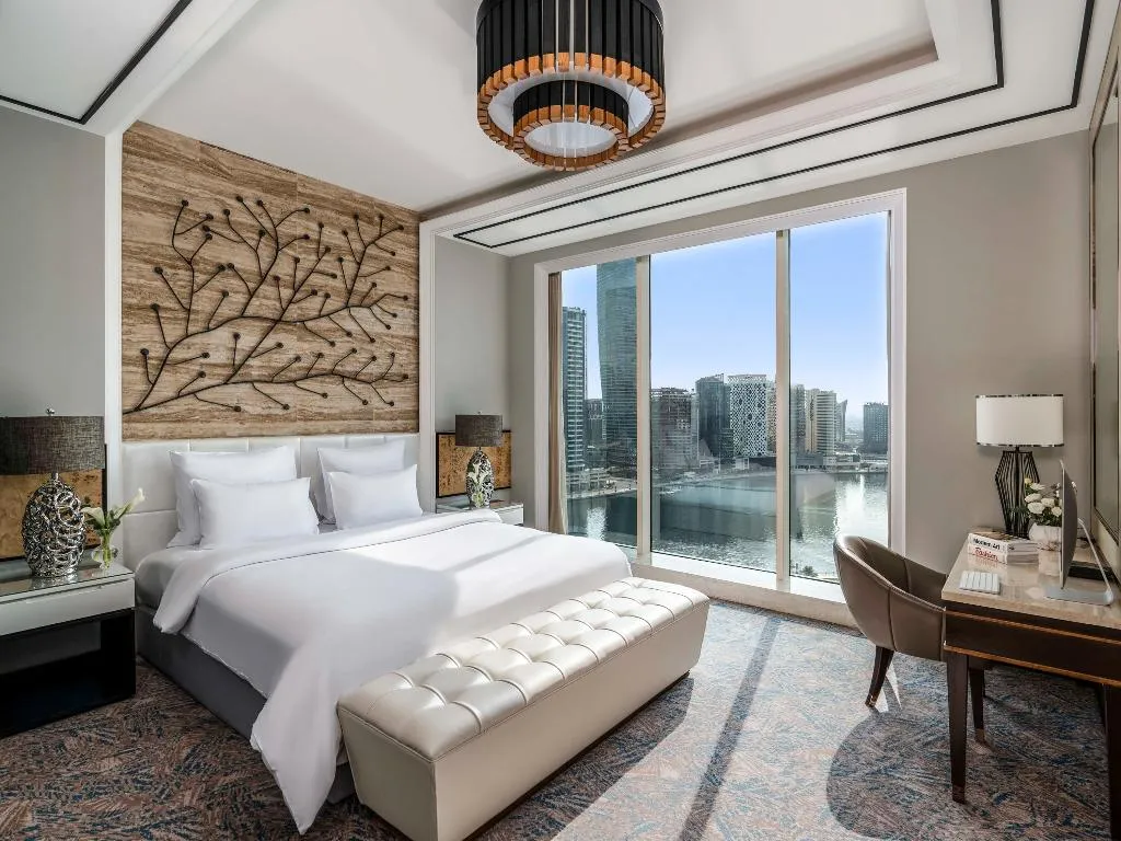 Room, Pullman Dubai Downtown, Dubai