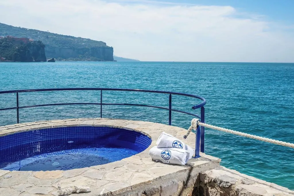Room, Capo La Gala Hotel & Wellness, Naples
