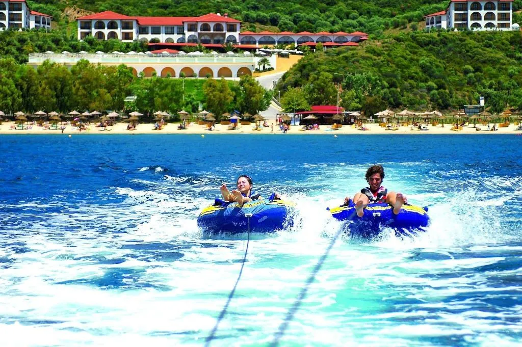 Sports and Entertainment, Akrathos Beach Hotel, Thessaloniki