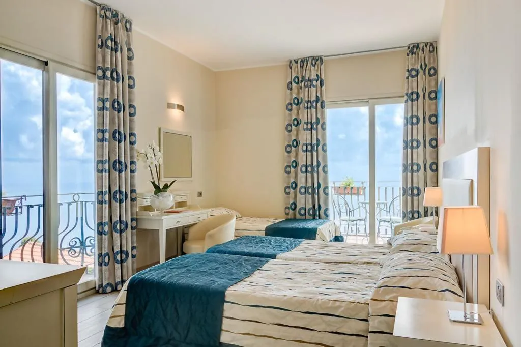 DOUBLE SUPERIOR Room, Ariston and Palazzo Santa Caterina, Taormina