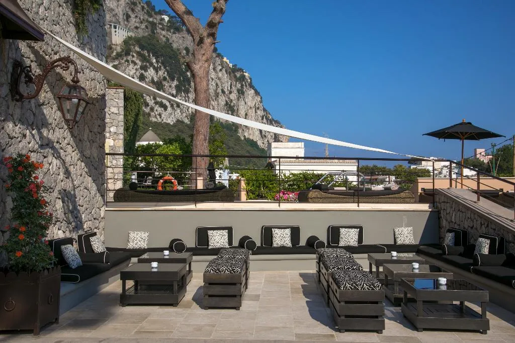 Bar, Villa Marina Capri Hotel & Spa, Naples