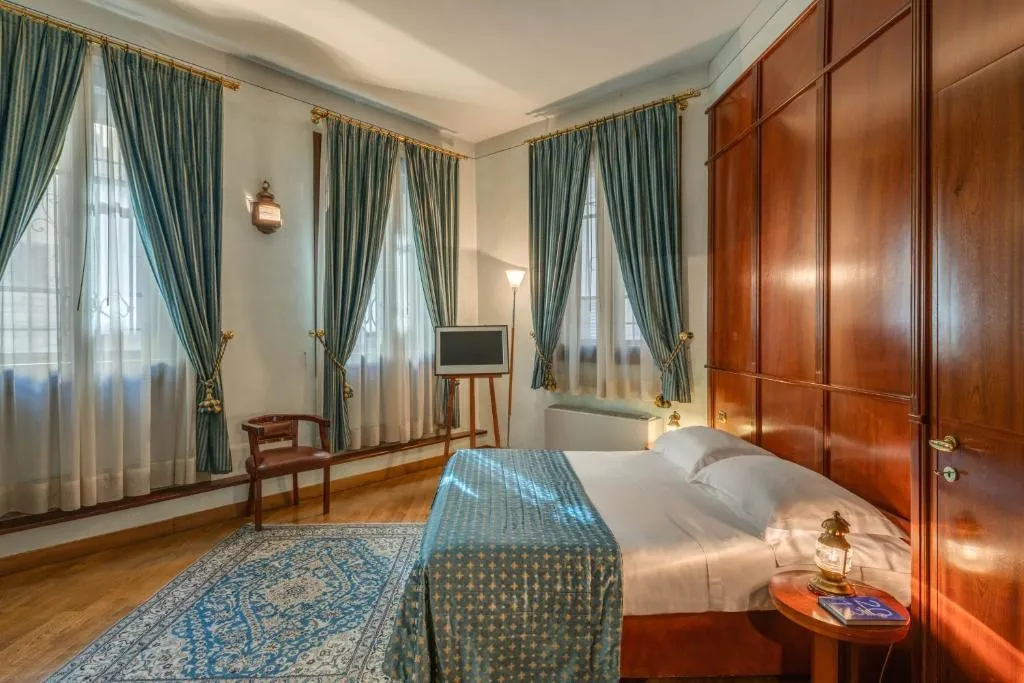 TRIPLE CLASSIC Room, In Piazza della Signoria - Residenza d'Epoca, Florence