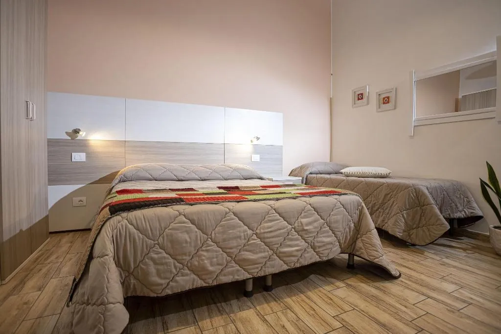 Room, Trapani Home, Palermo