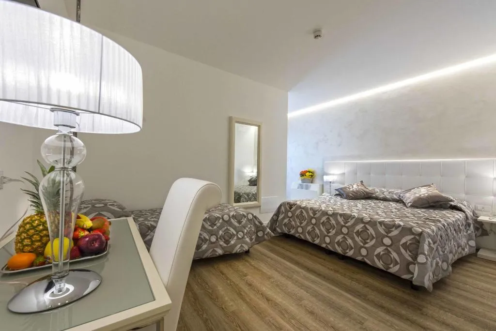 TRIPLE SUPERIOR Room, Hotel Al Vivit, Venice