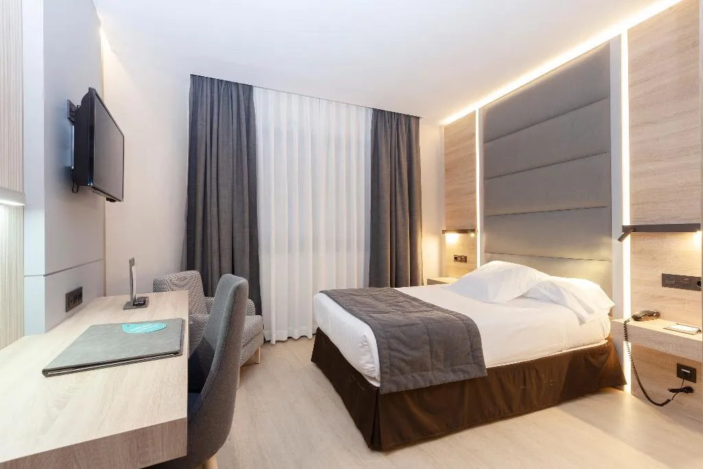 SINGLE STANDARD Room, Liabeny, Madrid