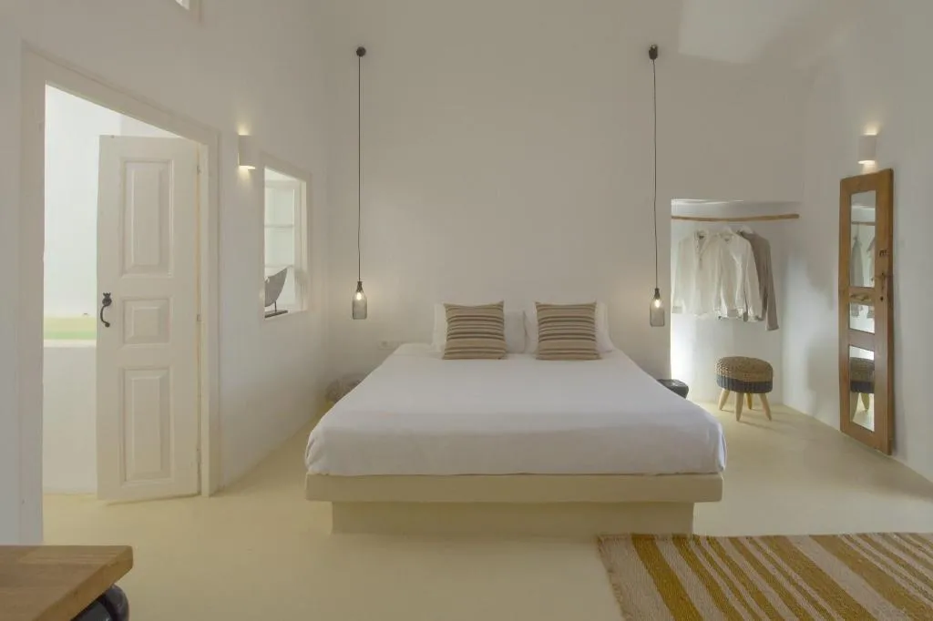 Room, Nano Suites, Santorini