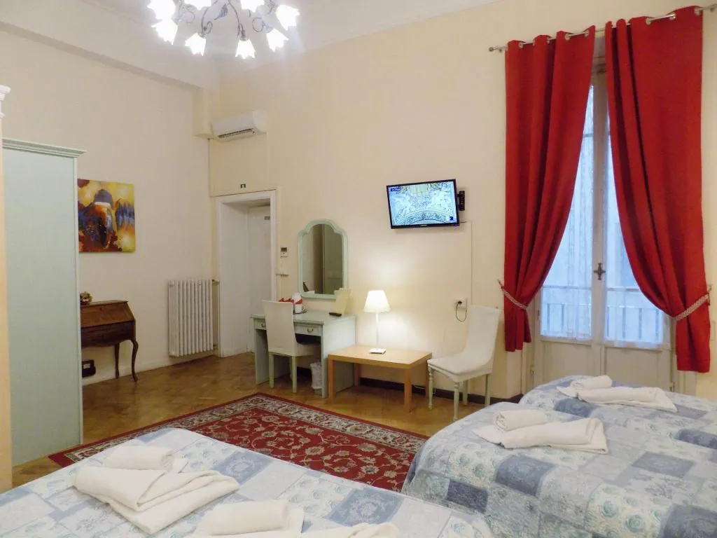 Room, Il Pitti Soggiorno, Florence