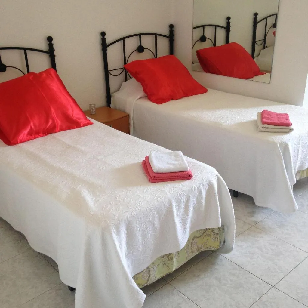Room, El Artista de Paraíso, Costa Blanca