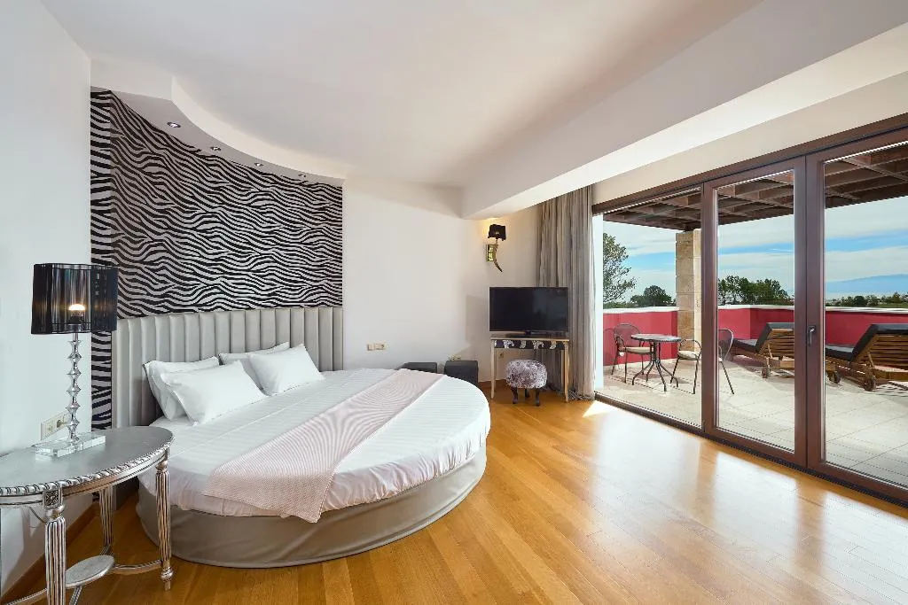 JUNIOR SUITE STANDARD Room, Mediterranean Princess Adults Only Hotel, Thessaloniki