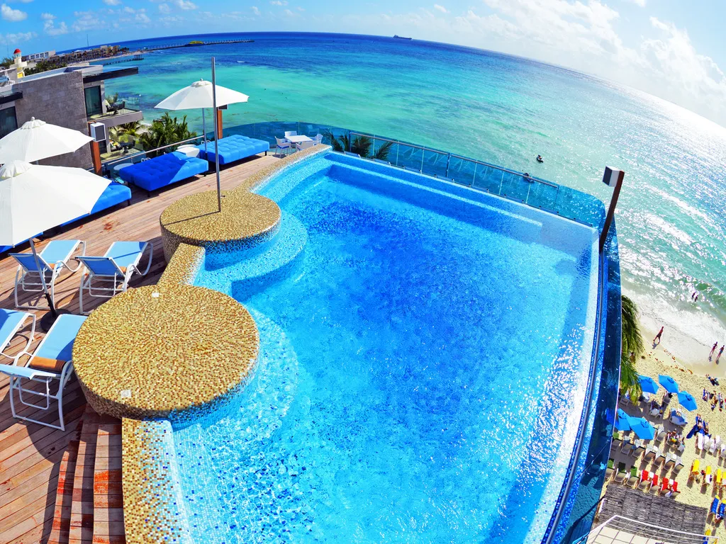 Pool, The Carmen Hotel - Ocean Front, Playa Del Carmen