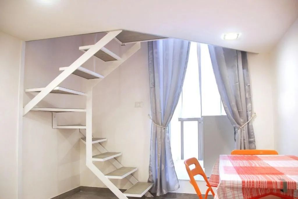 Room, b&b Nonno Ciccio, Naples