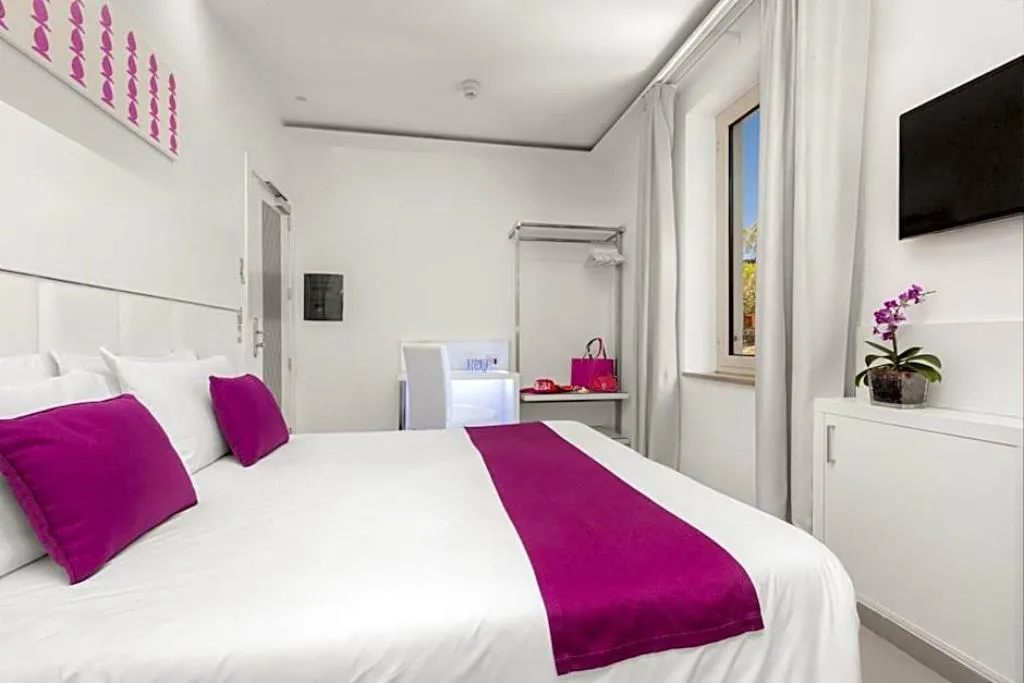 Double or Twin CLASSIC DELUXE Room, Hotel Du Tasso, Naples