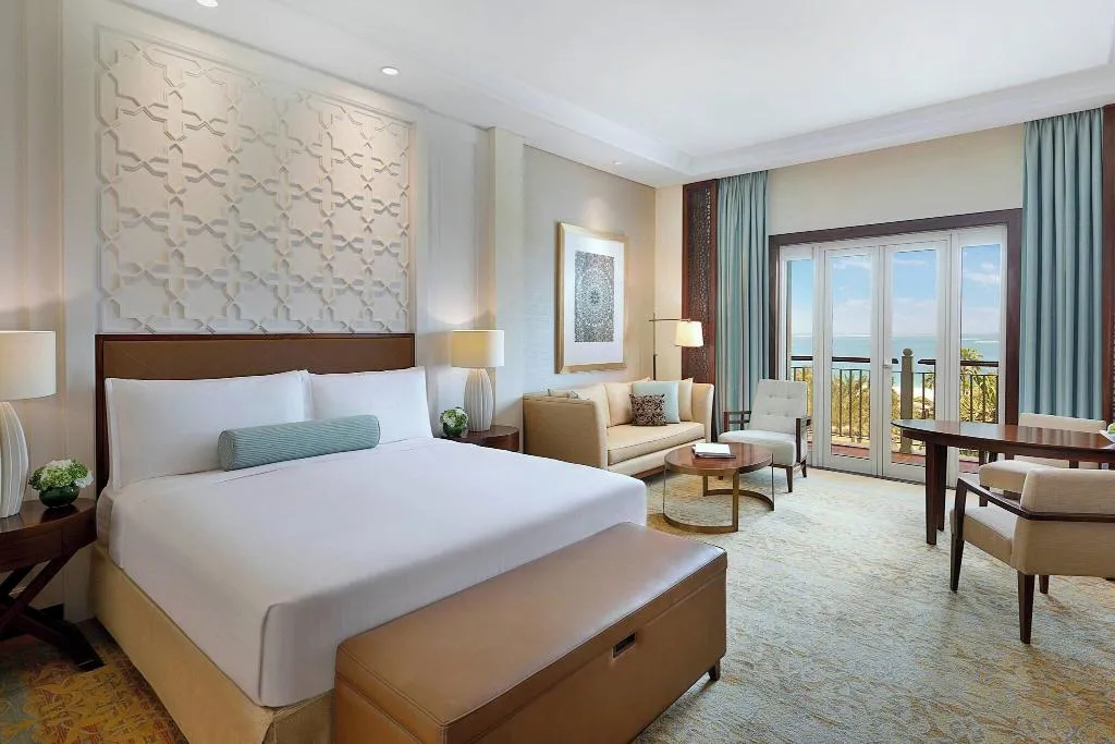 DOUBLE CLUB OCEAN VIEW Room, The Ritz-Carlton, Dubai, Dubai