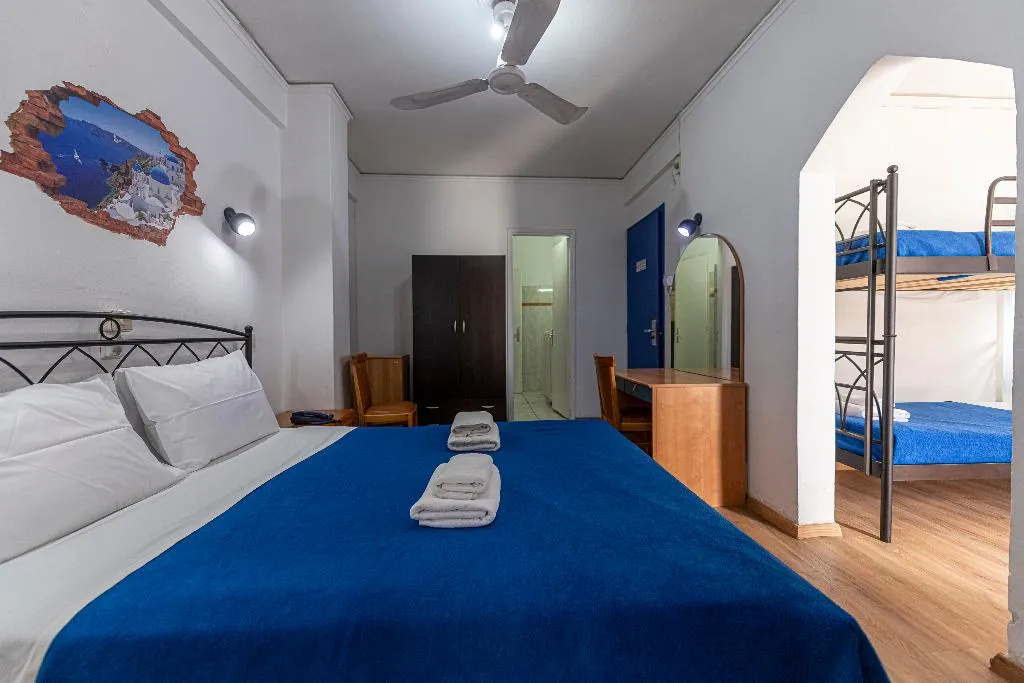 FAMILY ROOM STANDARD Room, Sparta Team Hotel- Hostel, Athens