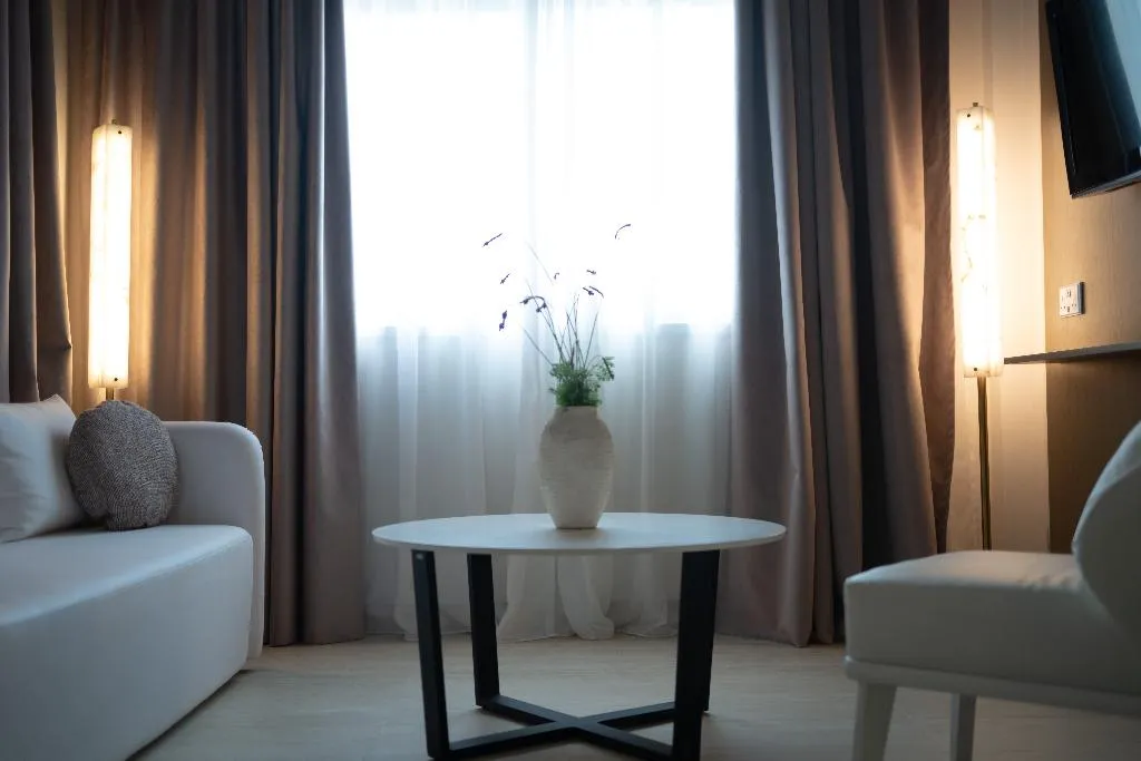 Room, King Jason, Cyprus