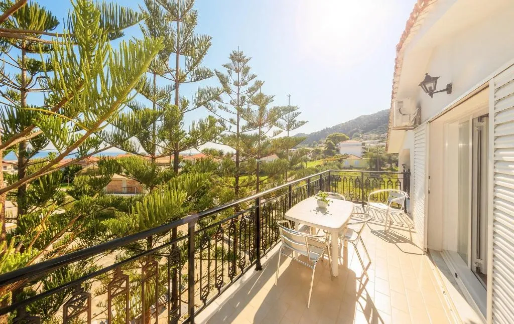 Room, Denise Studios & Apartments, Zante