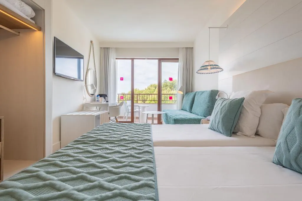 DOUBLE COMFORT Room, Leonardo Royal & Suites hotel Ibiza Santa Eulalia, Ibiza