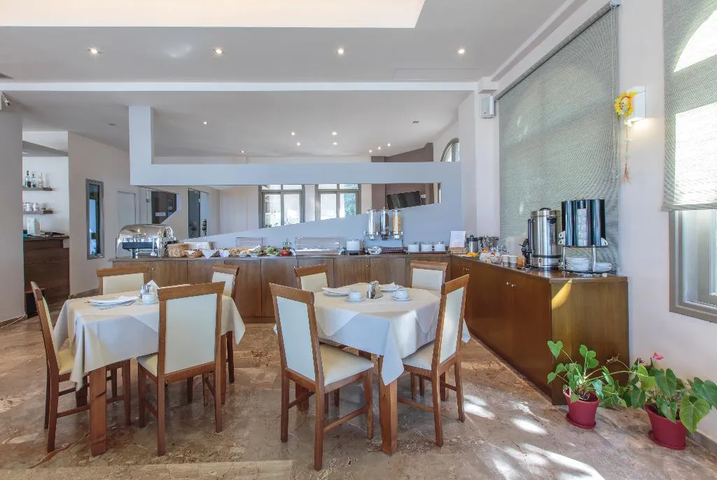 Lobby, Golden Beach, Athens