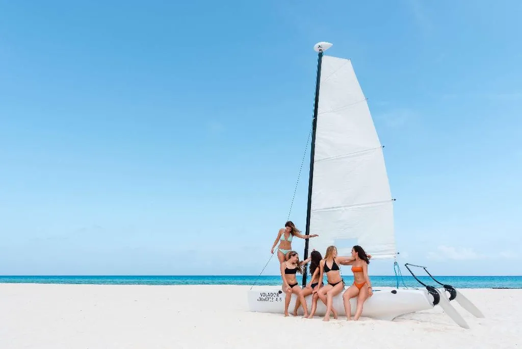 Sports and Entertainment, The Reef Playacar Beach Resort & Spa, Cancun Area