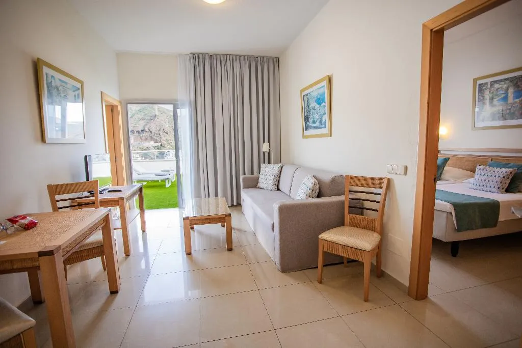 APARTMENT WITH JACUZZI Room, Servatur Terrazamar Sunsuite, Gran Canaria