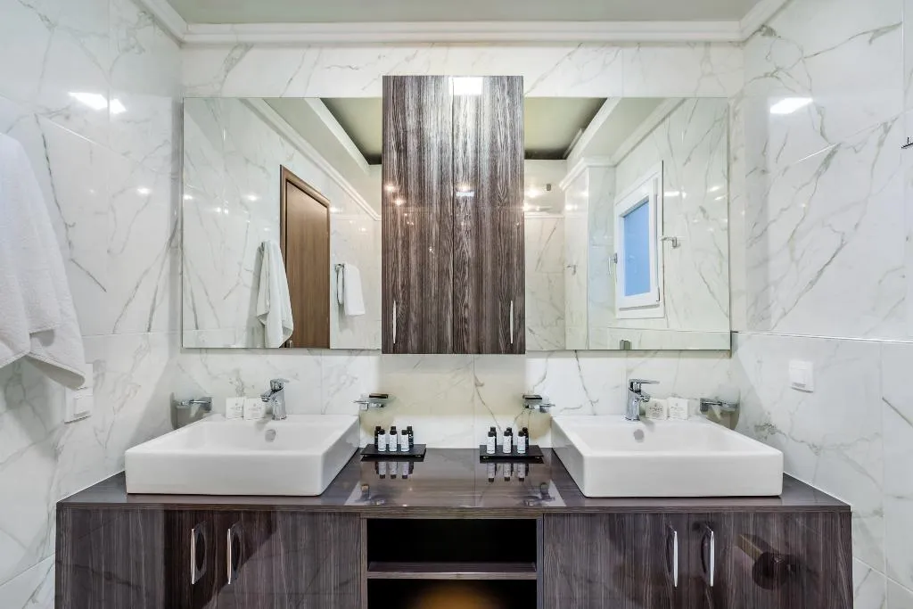VILLA FOUR BEDROOMS WITH PRIVATE POOL Room, Sunny Villas and Spa, Halkidiki