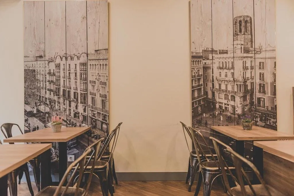 Restaurant, Hostal Mare Nostrum, Barcelona