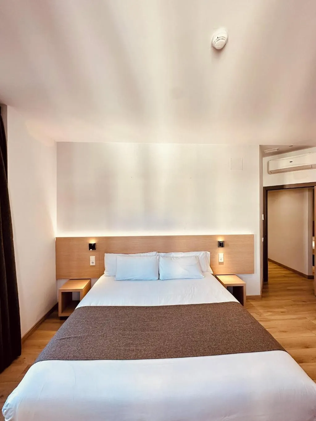 Room, Hostal Sol Square Madrid, Madrid