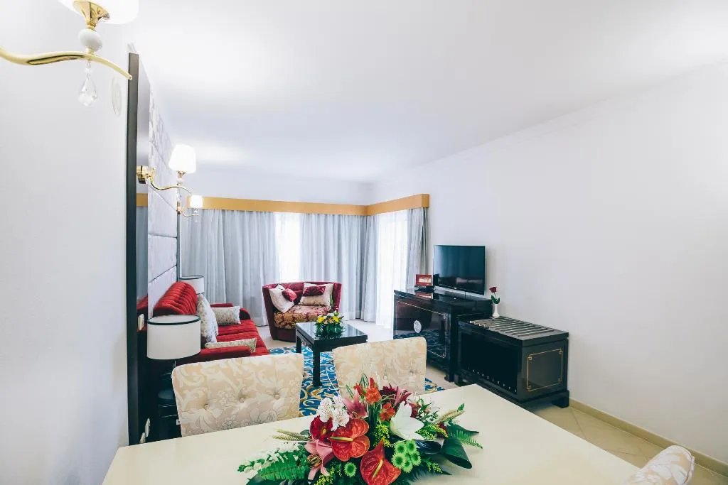 JUNIOR SUITE ONE BEDROOM Room, Grand Muthu Forte Do Vale, Algarve