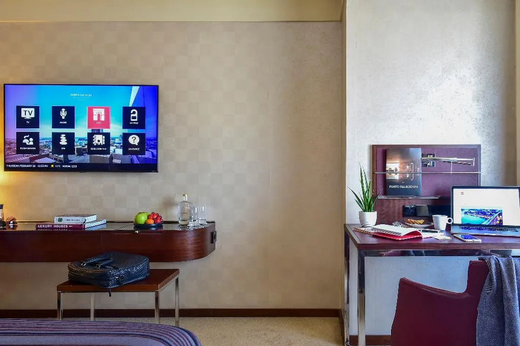 TWIN EXECUTIVE Room, Porto Palacio by The Editory, Porto
