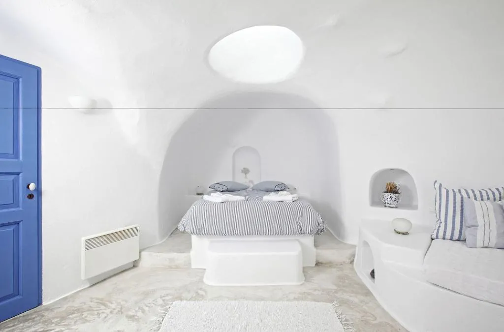 Room, Aghios Artemios Traditional Houses, Santorini