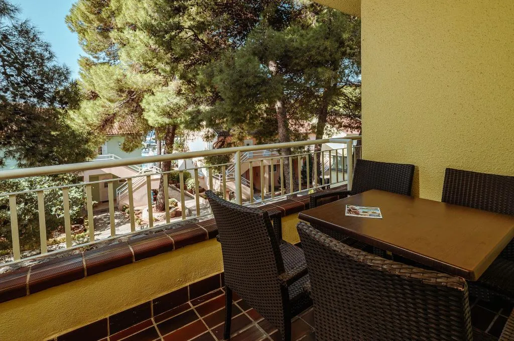 APARTMENT CAPACITY 4 Room, Matilde Beach Resort, Split