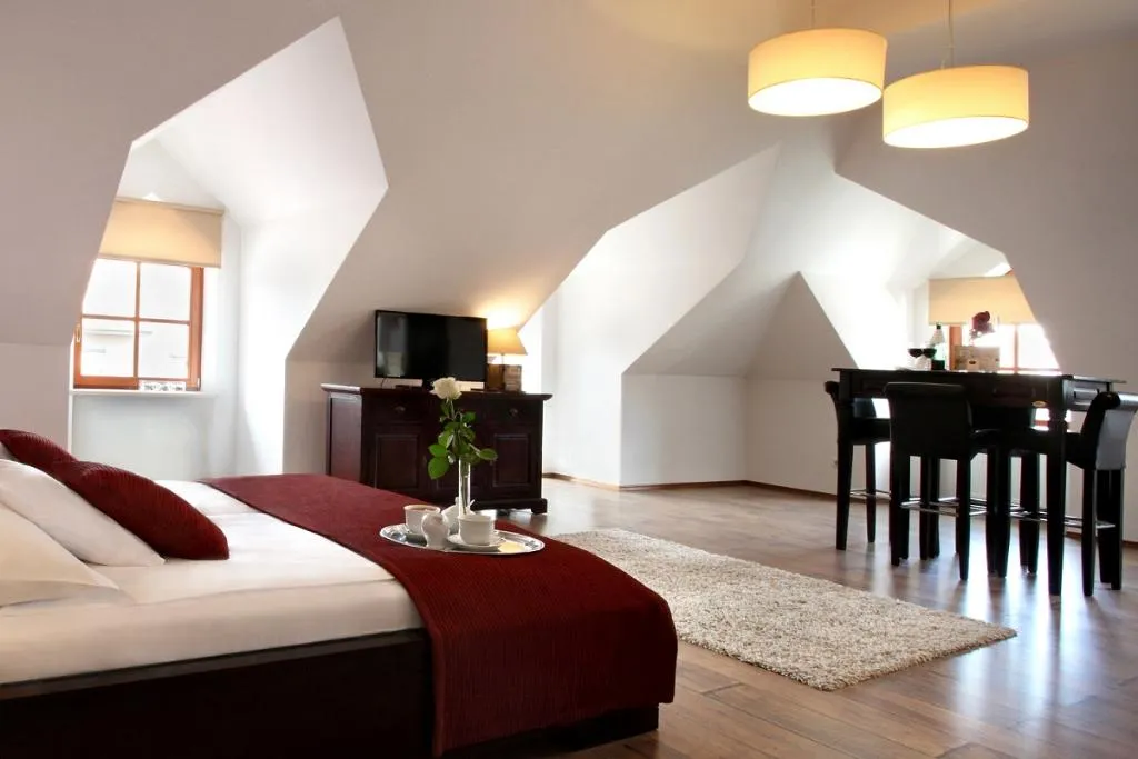 DOUBLE QUEEN SIZE BED Room, Hotel B.A.S. Villa Residence, Krakow