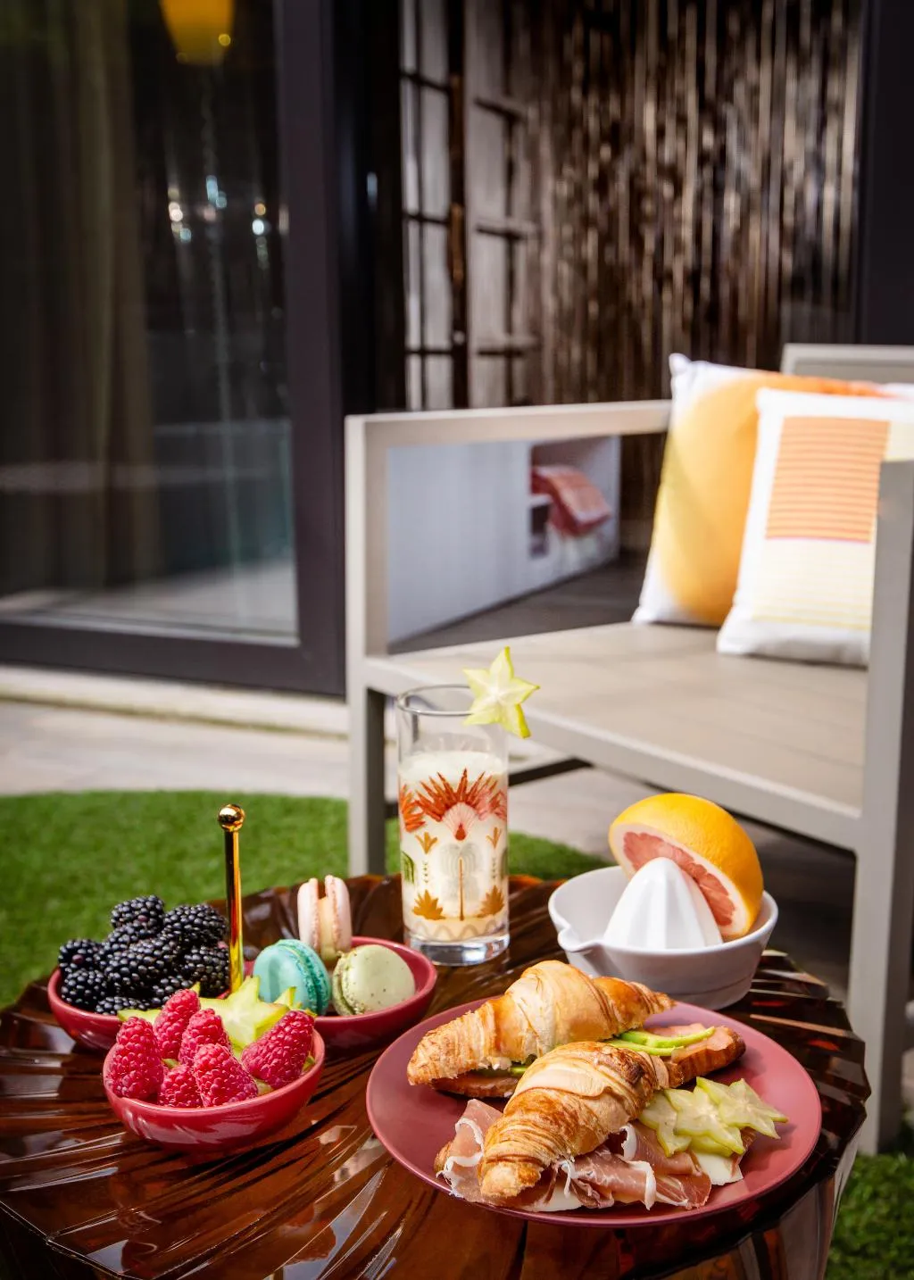 Terrace, Milan Suite Hotel, Milan