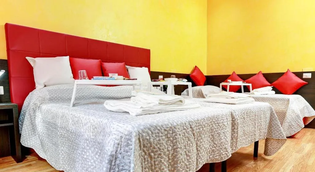 Room, Termini Suites, Naples