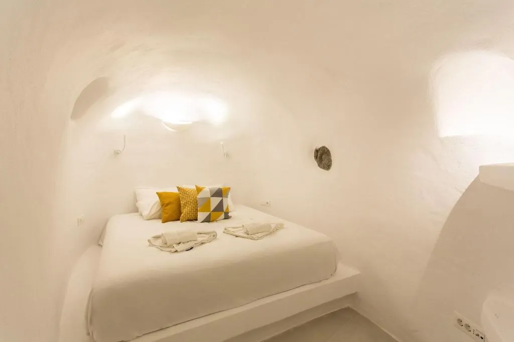 Room, Boutique 88 Fira, Santorini