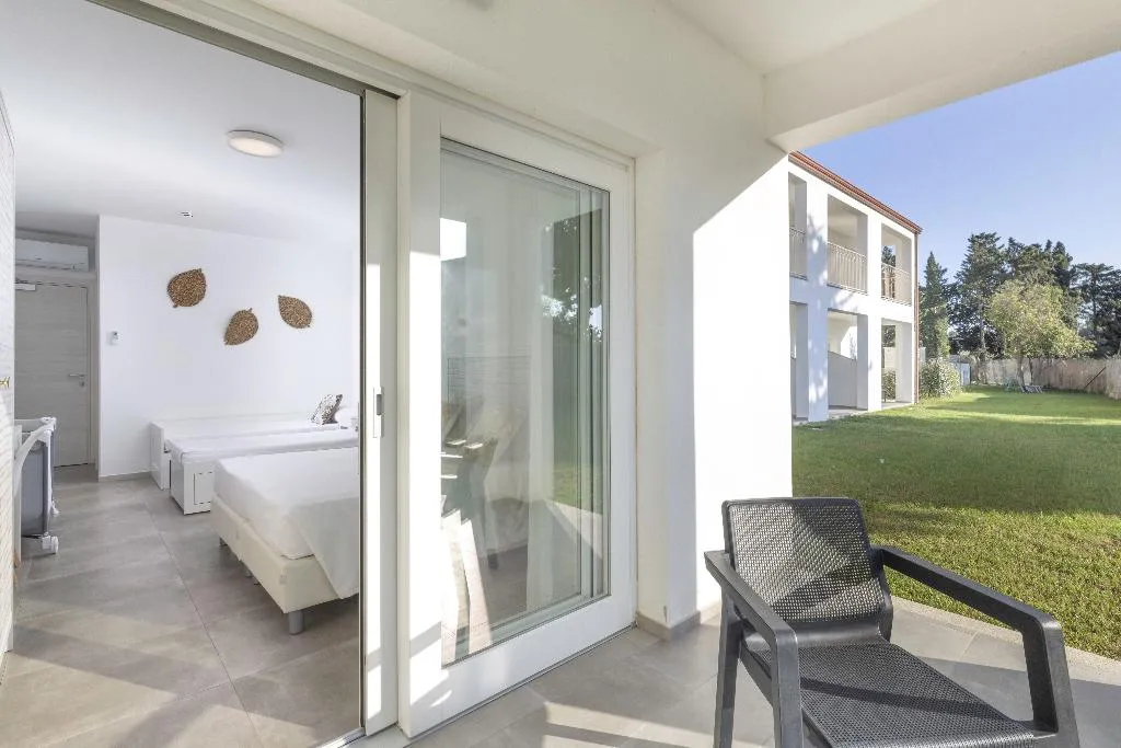 QUADRUPLE STANDARD Room, Hotel S'arena Beach, Olbia