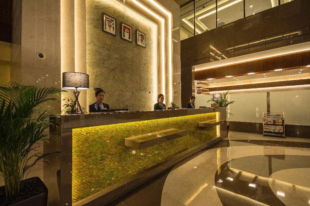 Lobby, Golden Tulip Media Hotel, Dubai