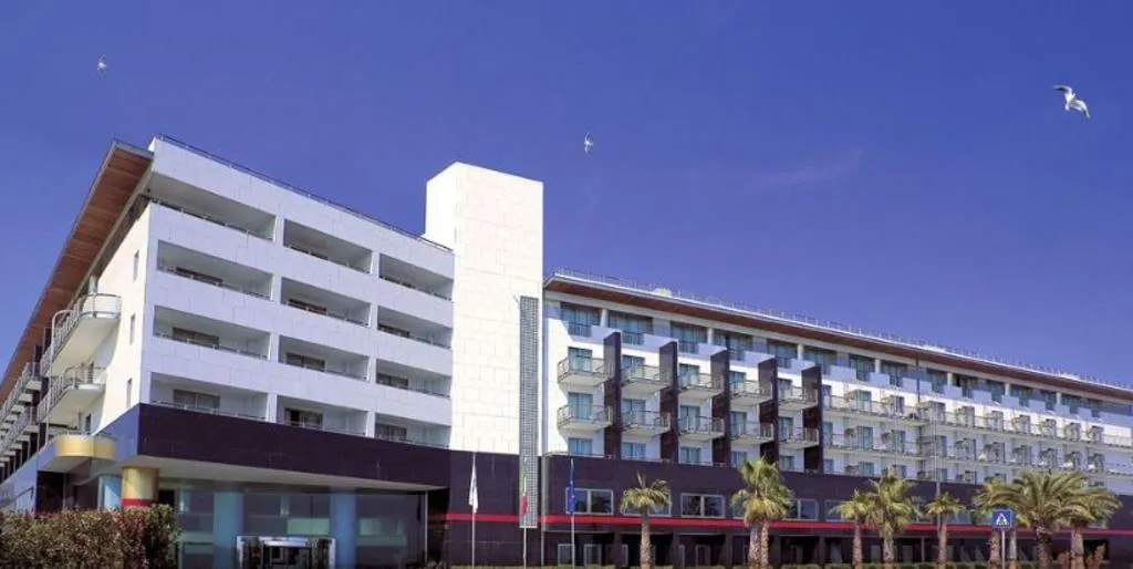 General view, Grand Hotel Salerno, Naples