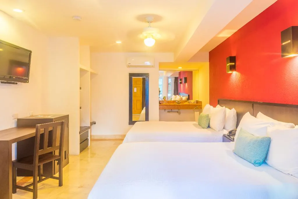 TRIPLE STANDARD Room, Illusion Boutique Hotel, Playa Del Carmen