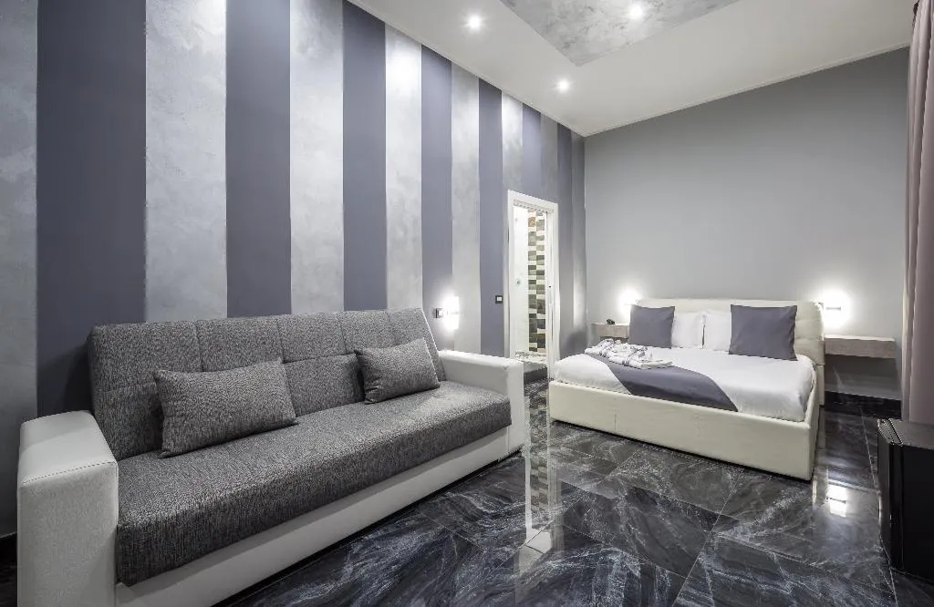 DOUBLE STANDARD Room, Hotel Palace Napoli, Naples