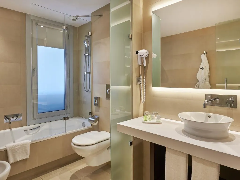 DOUBLE SINGLE USE STANDARD Room, NH Sants Barcelona, Barcelona