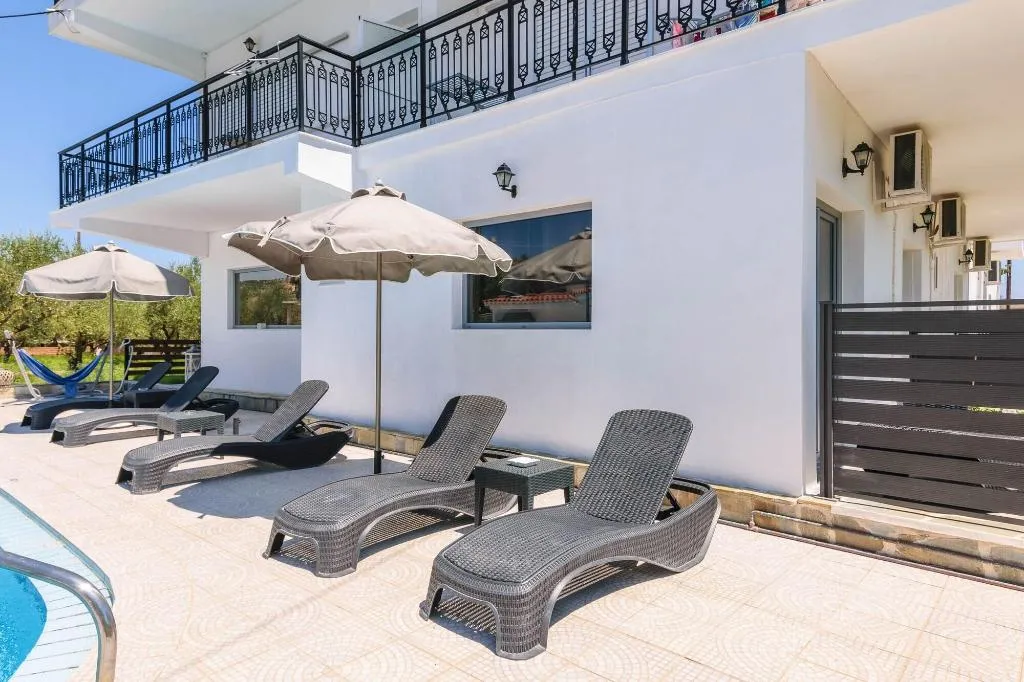 Terrace, Denise Studios & Apartments, Zante