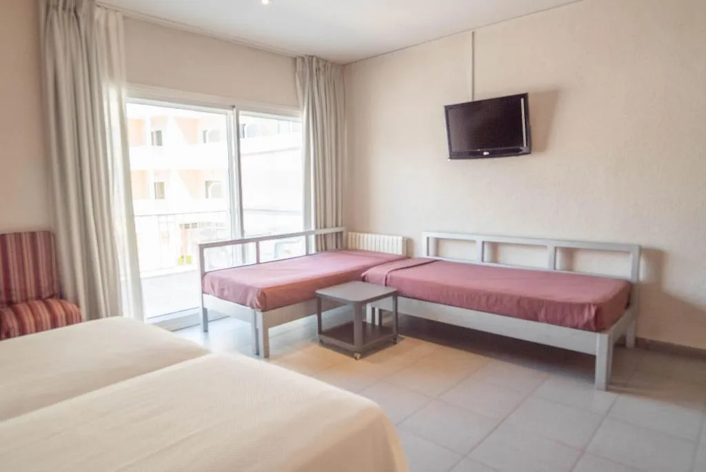 Room, S'Agoita, Costa Brava