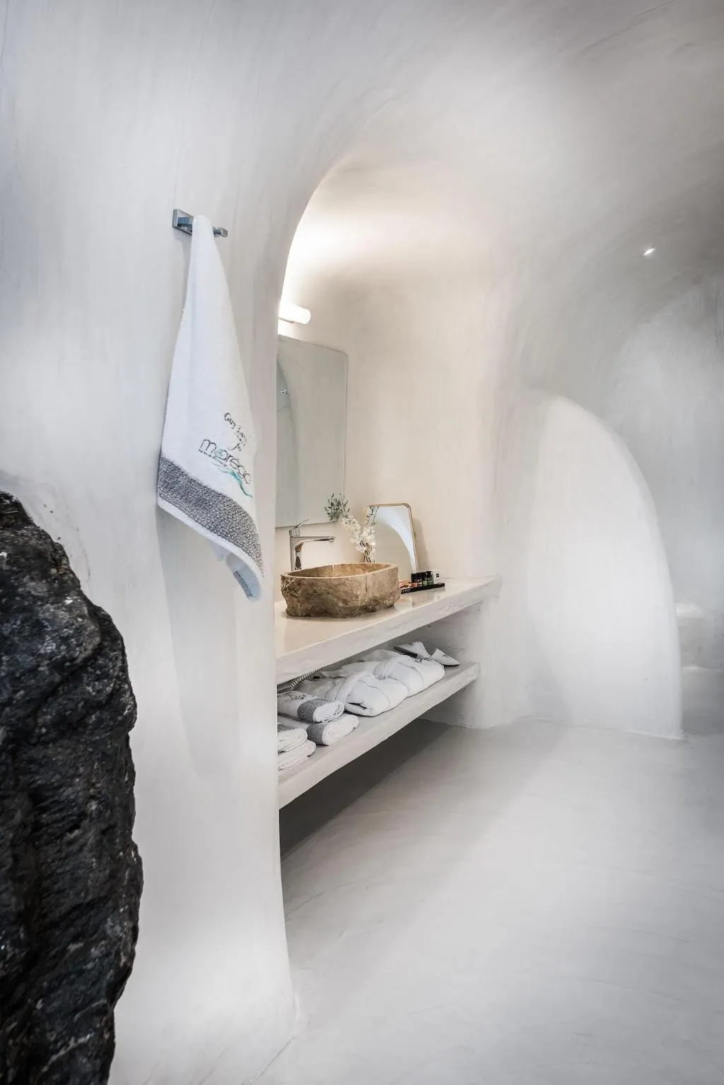 Room, Maregio Suites, Santorini