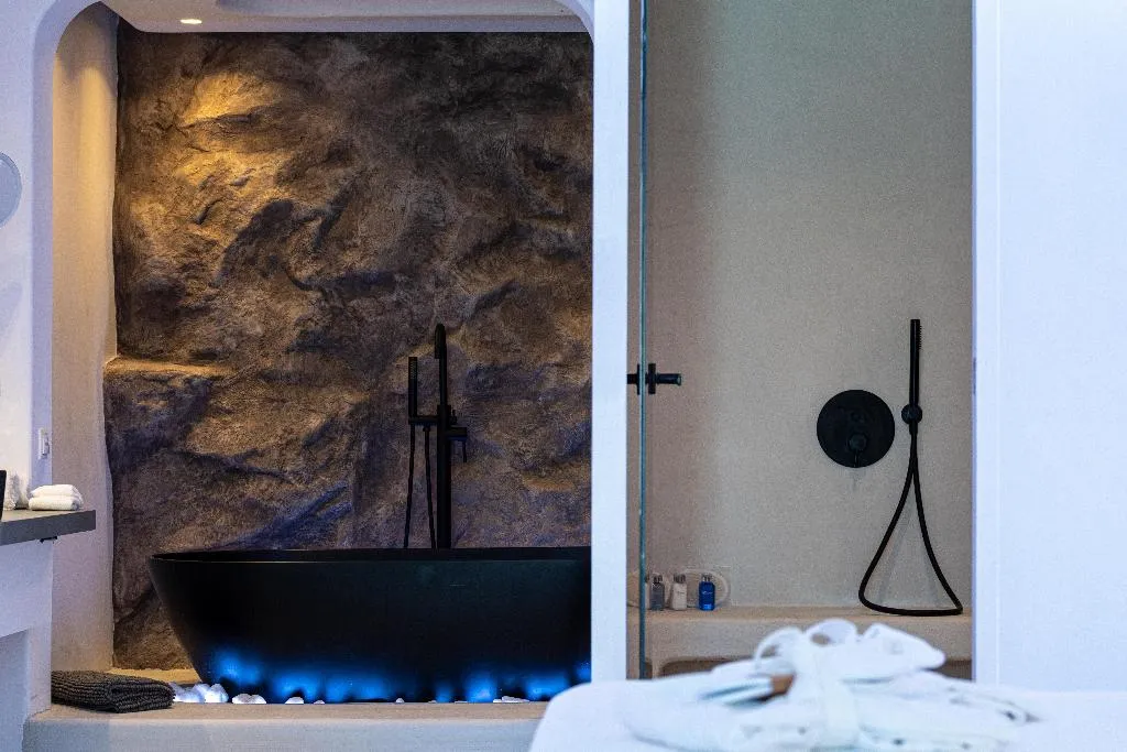SUITE TWO BEDROOMS WITH PRIVATE POOL Room, Kivotos Mykonos, Mykonos